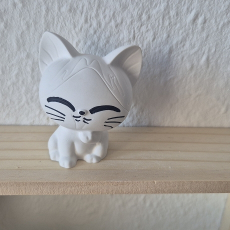 Katzenfigur mit großem Kopf