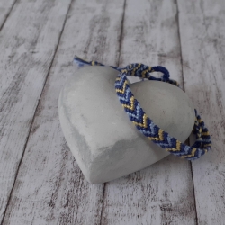 Armband geknotet mit Muster Pfeil blau/gelb