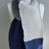 Schal - handgestrickt - leicht und wärmend-unregelmäßige Streifen