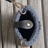 Sling Bag mit kurzem Schulterriemen 