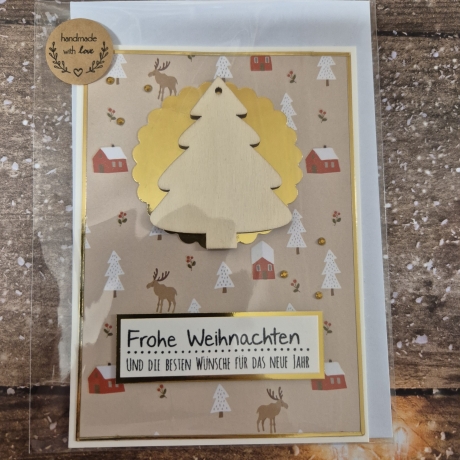 Weihnachtskarte mit Tannenbaum aus Holz