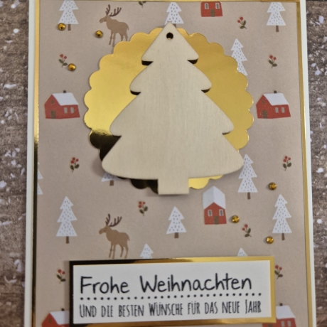 Weihnachtskarte mit Tannenbaum aus Holz