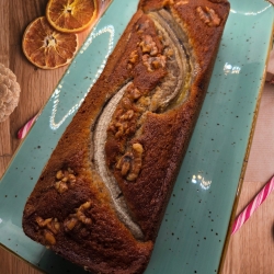 1 kg Bananenbrot ganz mit Walnüssen **selbstgemacht**