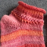Kindersocken Gr. 26/27 Rollrand / Lochmuster / rot-orange-rosa