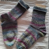 Socken Gr. 36/37 - handgestrickt - grau, bunte Streifen