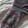 Socken Gr. 36/37 - handgestrickt - grau, bunte Streifen