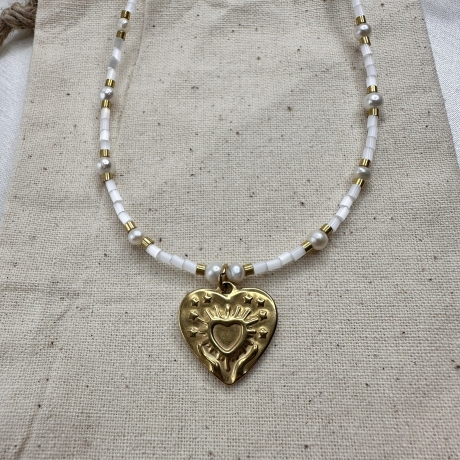 Herz-Choker aus Süßwasserperlen AA+