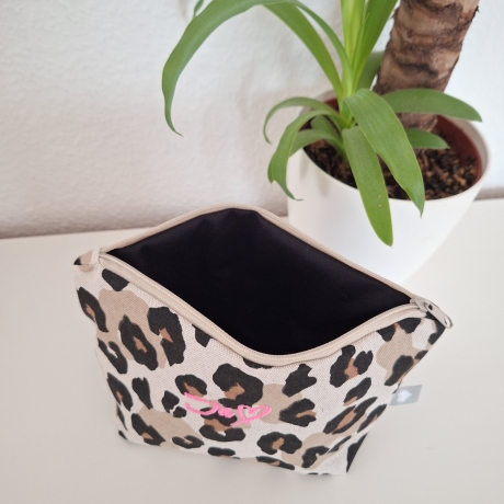 Leo-Täschchen mit Wunschnamen – Limited Edition (12 Stück)