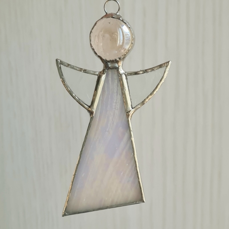 Engel aus Glas mit Rosenquarz