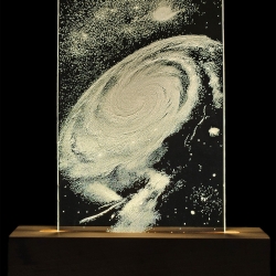 Gravierte Akzentlampe Galaxie