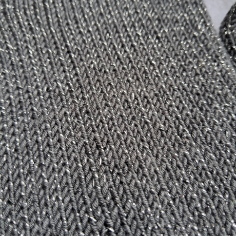 Socken Gr. 38/39 / handgestrickt / Glitzerfaden / grau