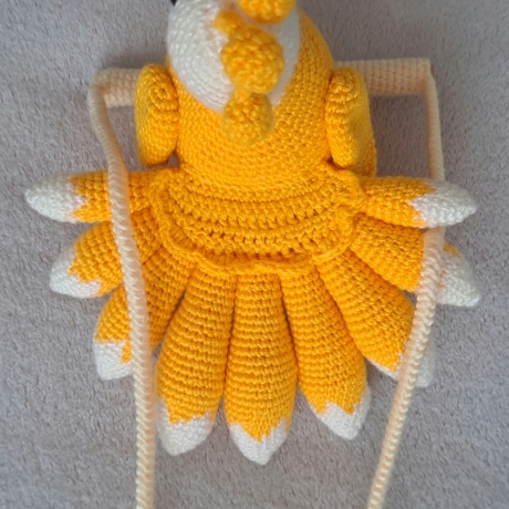 Dekorationsartikel: Vogel auf der Schaukel