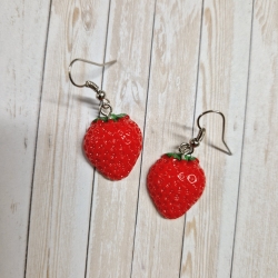 Sommerliche Ohrringe Ohrhänger Erdbeere