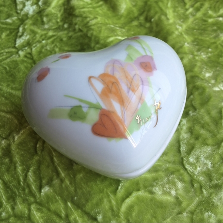 Frühling, Herzen, Leichtigkeit - modern interpretiert.