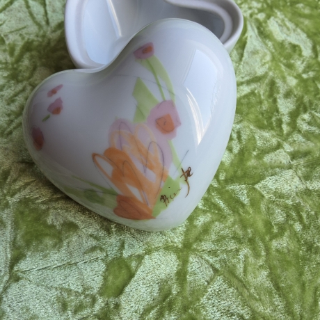 Frühling, Herzen, Leichtigkeit - modern interpretiert.