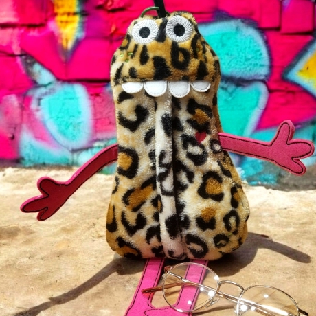 Monster-PencilCase Mäppchen – frech, wild, LEOplüsch