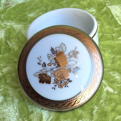 Limoges. Eleganz in Gold. Marta Marzotto. 