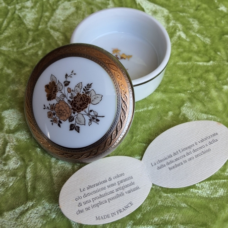 Limoges. Eleganz in Gold. Marta Marzotto. 