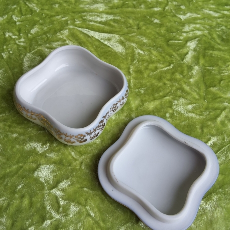 Thüringer Landblumen in neobarocker Eleganz.