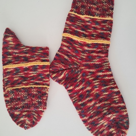 Socken  Gr. 40/41 - handgestrickt - rot / bunt