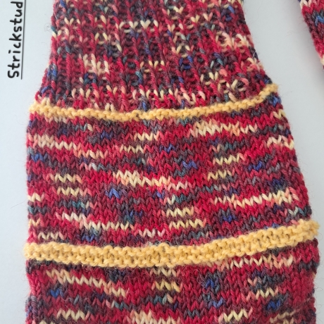 Socken  Gr. 40/41 - handgestrickt - rot / bunt