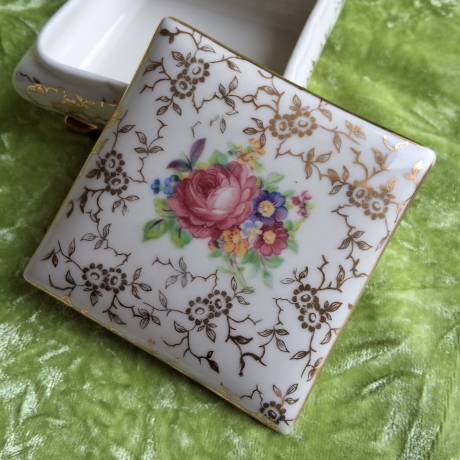 Dornröschens Schmuckschatulle und das schöne Bayern. 