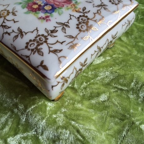 Dornröschens Schmuckschatulle und das schöne Bayern. 