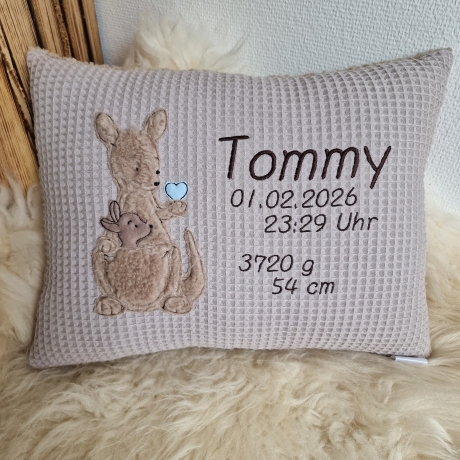 Kissen Känguru Baby Waffel beige (hell) Herzchen & Namen W1811 