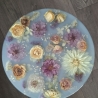 Beistelltisch aus Epoxidharz, echte Blumen! Ein Unikat