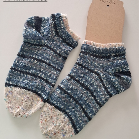 Socken Gr. 38/39 - handgestrickt - doppeltes Bündchen