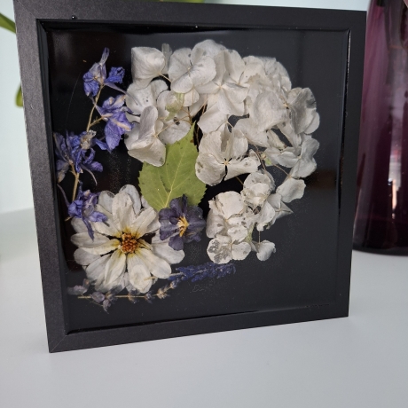 Bild 16x16 cm echte Blumen in Epoxidharz