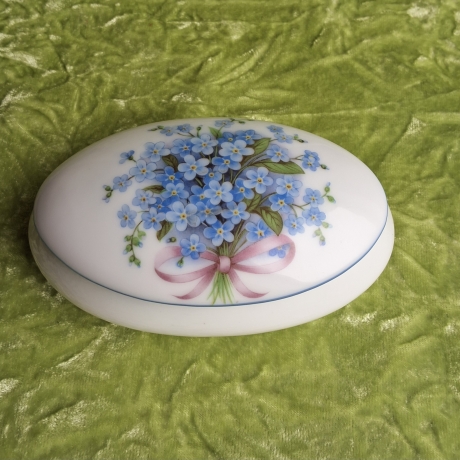 Vergissmeinnicht - Blau wie der Sommerhimmel und voller Symbolik.