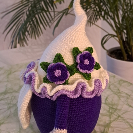 Gehäkelter Deko-Zwerg | Deko-Wichtel für Ostern & Frühling