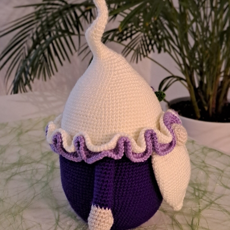Gehäkelter Deko-Zwerg | Deko-Wichtel für Ostern & Frühling
