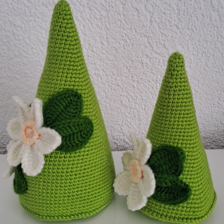 Gehäkelte Deko-Bäumchen im 2er Set | Handgemachte Dekoration 