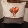 Kissen Kind mit Luftballon 45x45 cm