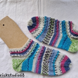 Sneaker-Socken Gr. 36/37 mit Lochmuster - Streifen - helle Farben