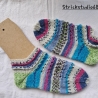 Sneaker-Socken Gr. 36/37 mit Lochmuster - Streifen - helle Farben
