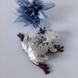 Epoxidharz Frosch Skelett mit Rose 