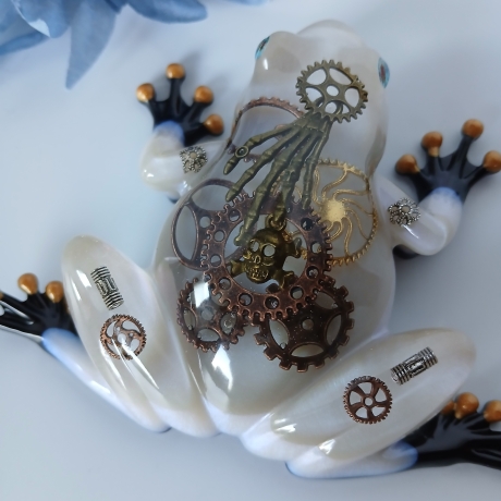 Epoxidharz Frosch Steampunk 