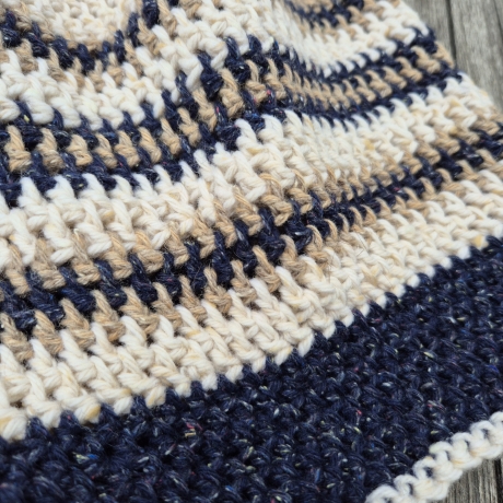 gehäkeltes Slouchy Beanie aus Schurwolle
