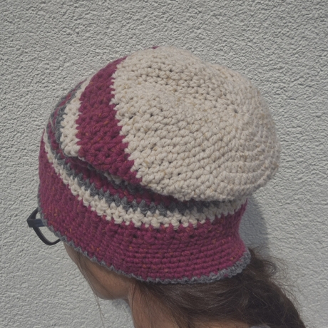 gehäkeltes Slouchy Beanie aus Schurwolle