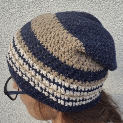 gehäkeltes Slouchy Beanie aus Schurwolle
