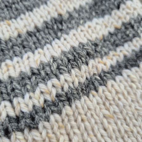gestricktes Slouchy Beanie aus Schurwolle