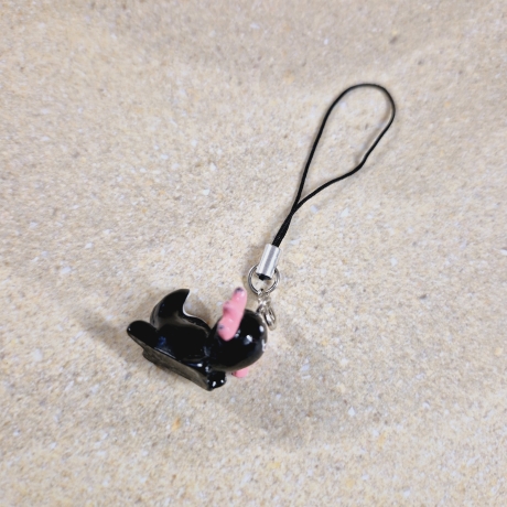 Handyanhänger Axolotl schwarz Geschenkidee 