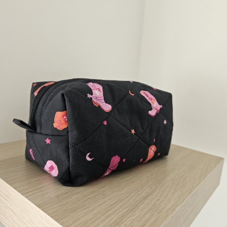 Kosmetiktasche Pippa Texas Cowgirl schwarz 
