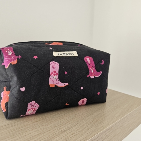 Kosmetiktasche Pippa Texas Cowgirl schwarz 