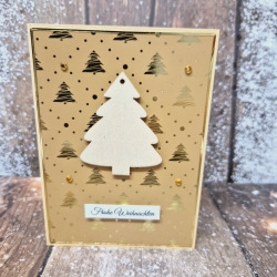 Weihnachtskarte mit Tannenbaum aus Holz