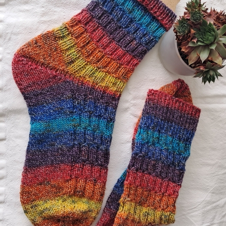 Socken - Gr.40/41- handgestrickt - bunt - Streifen