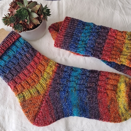 Socken - Gr.40/41- handgestrickt - bunt - Streifen